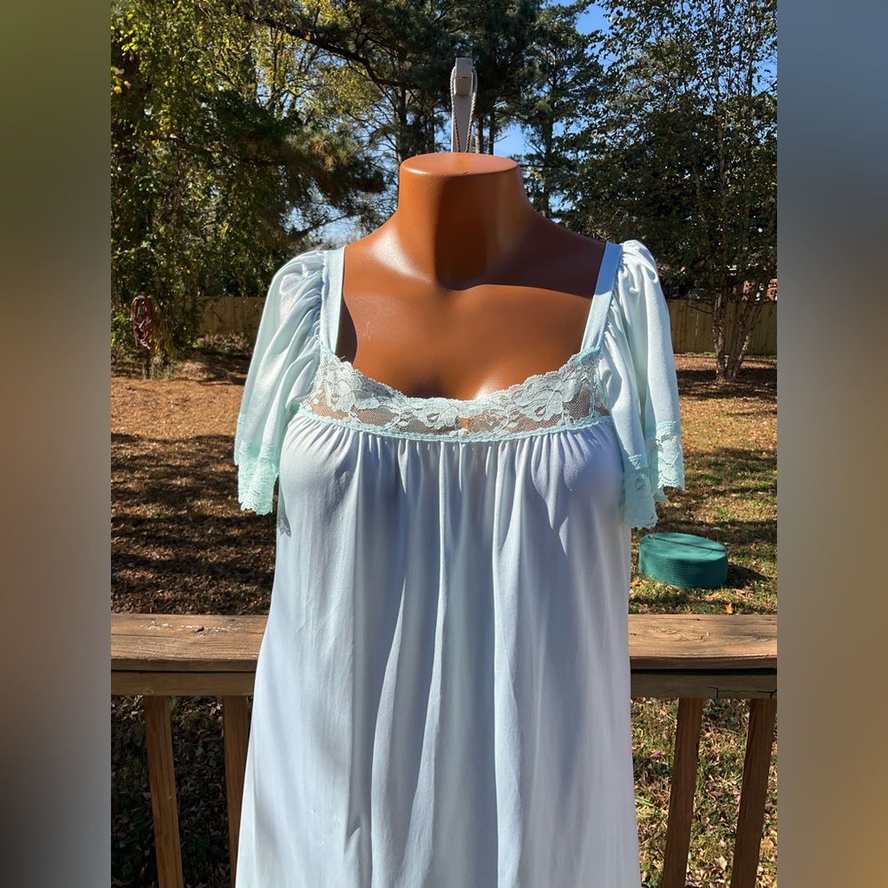 Blue 80s nightgown